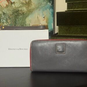 Dooney & Bourke Gray Leather Wallet / NWT